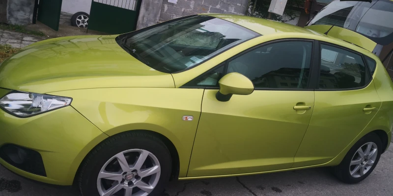 Seat Ibiza 6J, снимка 3 - Автомобили и джипове - 47513631