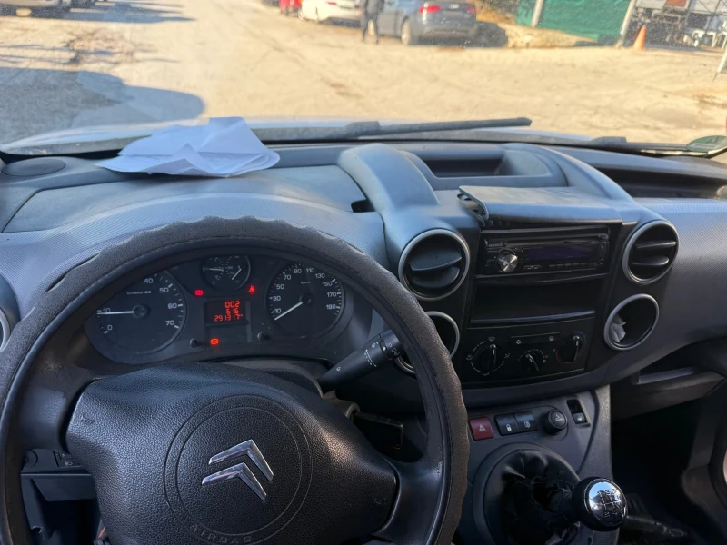 Citroen Berlingo 1.6hdi b9hsc, снимка 8 - Автомобили и джипове - 48133428