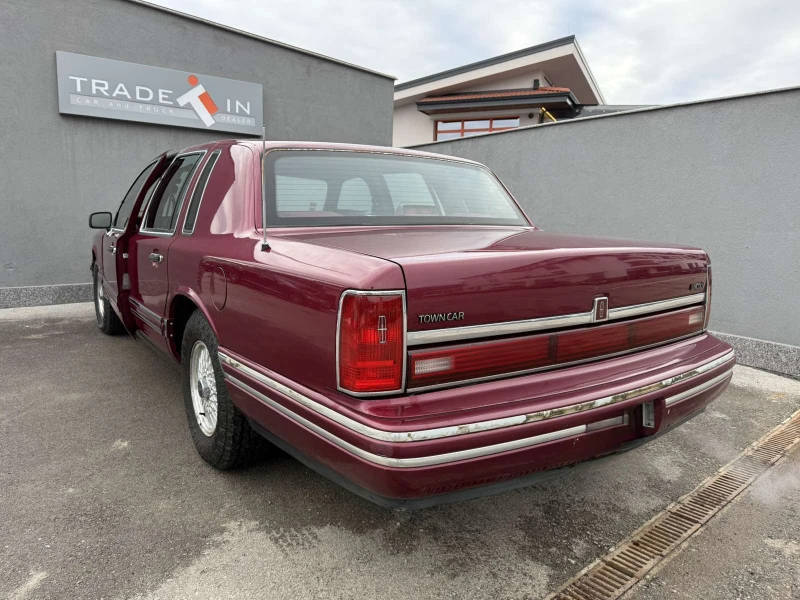 Lincoln Town car, снимка 6 - Автомобили и джипове - 48800703