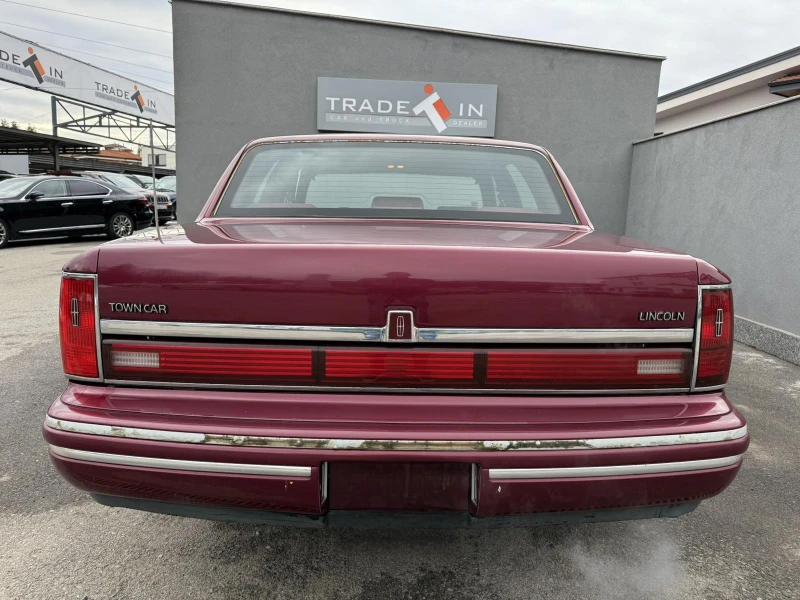 Lincoln Town car, снимка 5 - Автомобили и джипове - 48800703