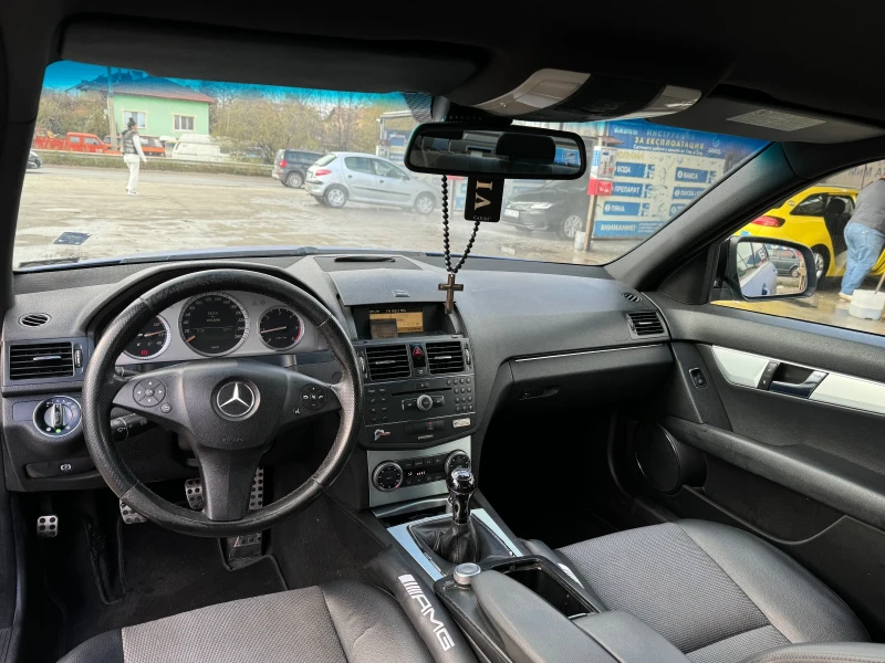 Mercedes-Benz C 220, снимка 6 - Автомобили и джипове - 48817406