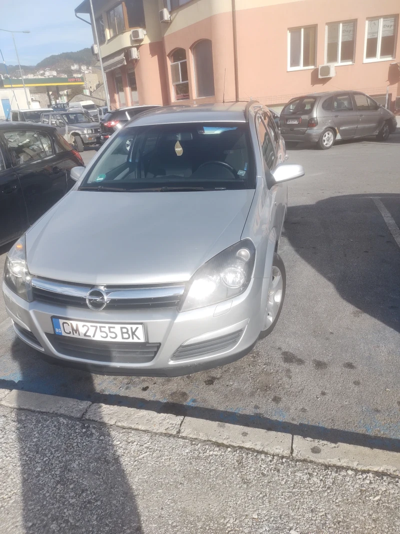 Opel Astra, снимка 1 - Автомобили и джипове - 48847506