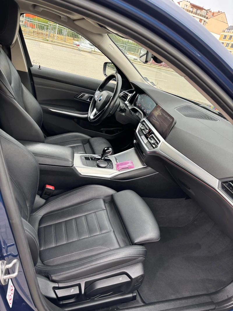 BMW 320, снимка 15 - Автомобили и джипове - 52568004