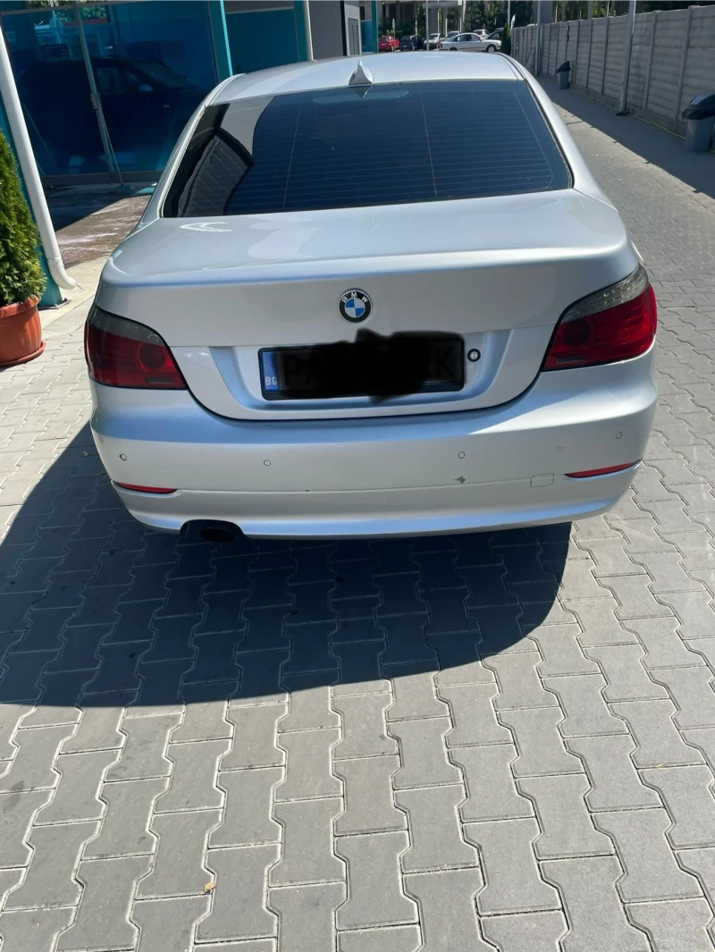 BMW 520, снимка 4 - Автомобили и джипове - 52471603