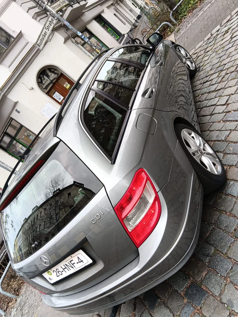Mercedes-Benz C 200, снимка 2 - Автомобили и джипове - 52848558