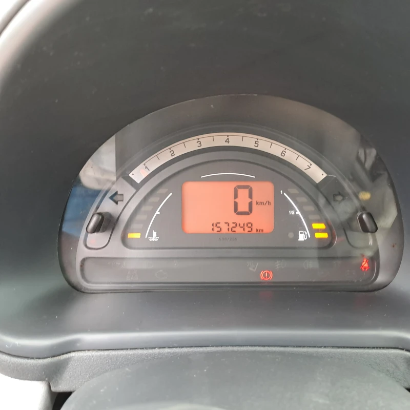 Citroen C3 1.6i 16v, снимка 9 - Автомобили и джипове - 53152780