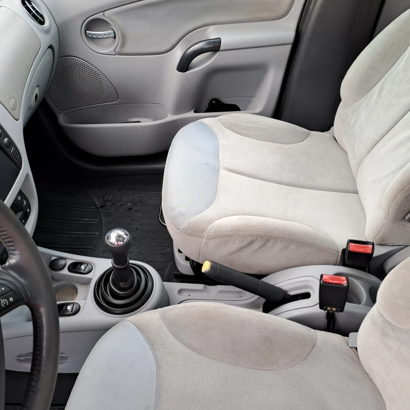 Citroen C3 1.6i 16v, снимка 12 - Автомобили и джипове - 53152780