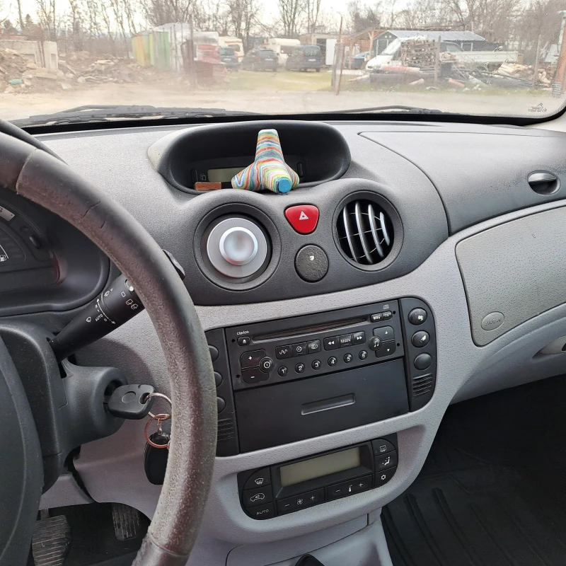 Citroen C3 1.6i 16v, снимка 8 - Автомобили и джипове - 53152780