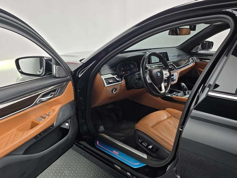 BMW 740 740Li xDrive Design Pure Excellence, снимка 10 - Автомобили и джипове - 55963922