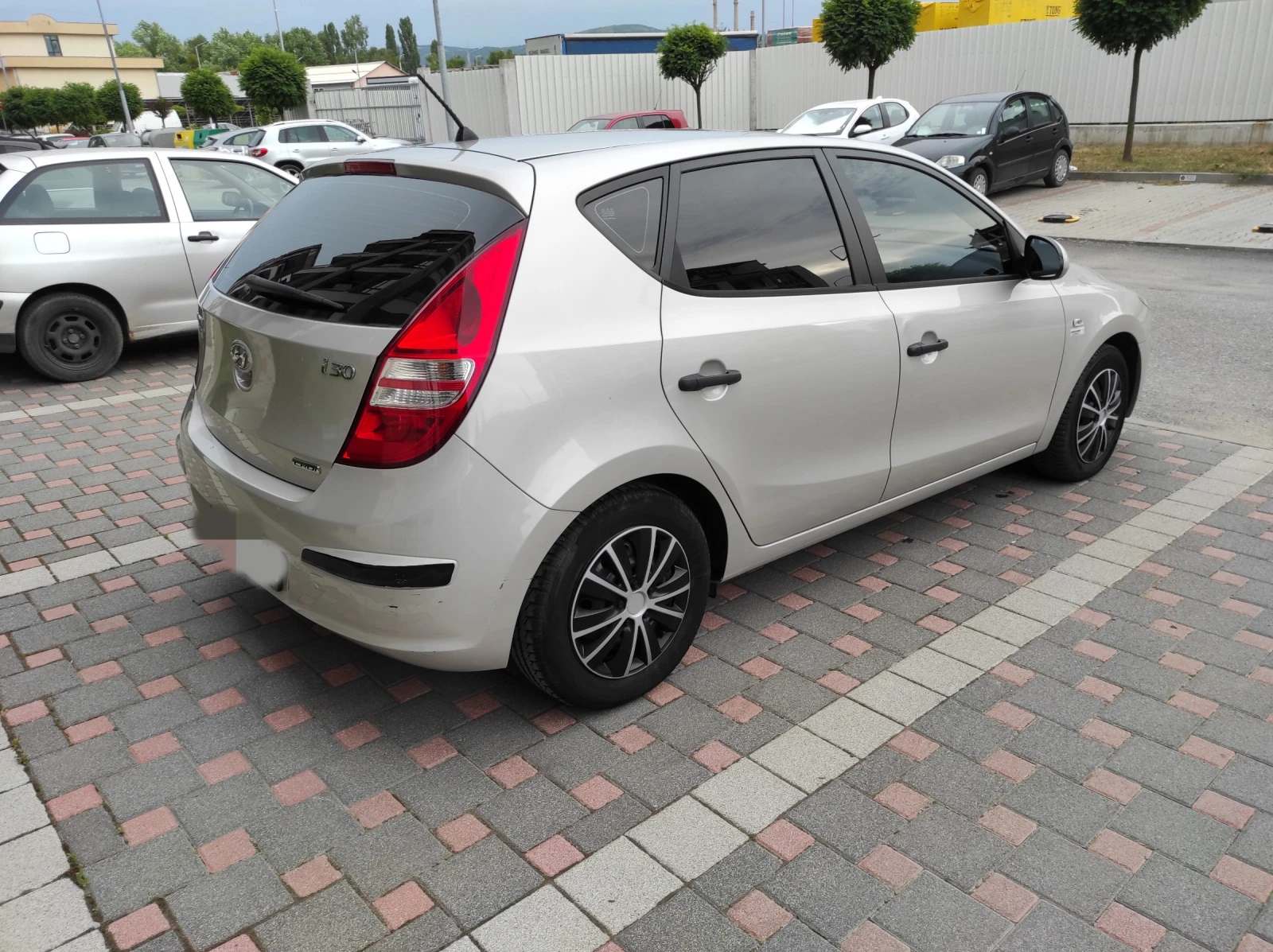 Hyundai I30 1.6crdi - изображение 5