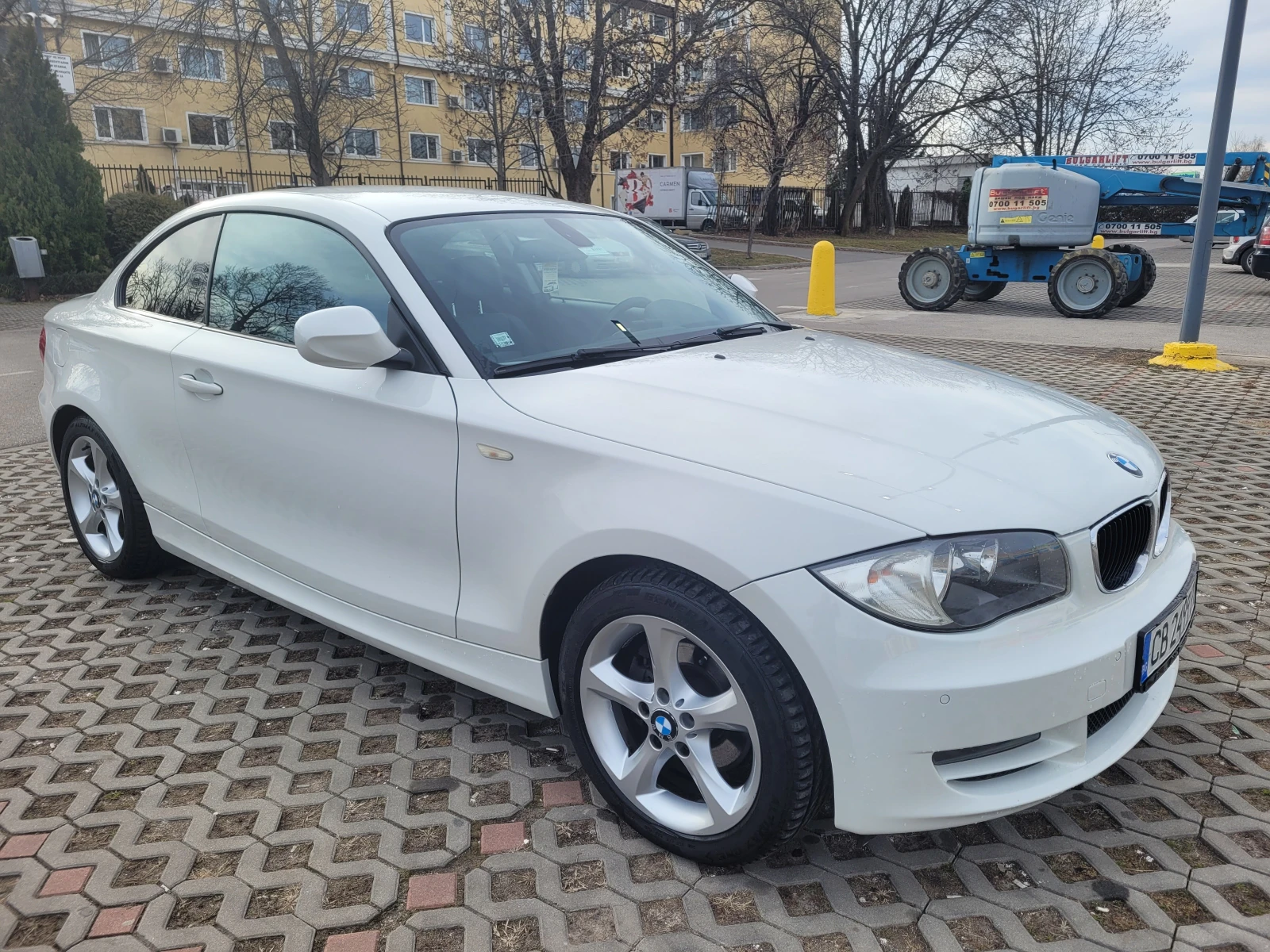 BMW 120  - изображение 7