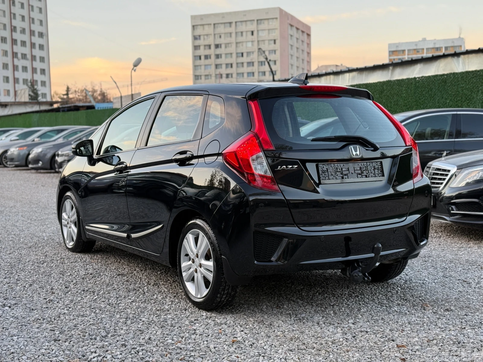 Honda Jazz 1.3 I-VTEC 102hp - изображение 5