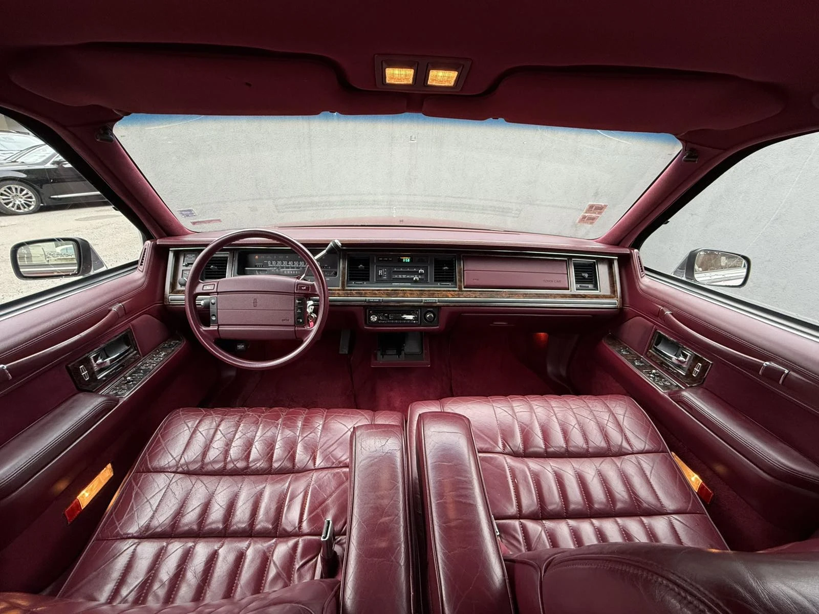 Lincoln Town car | Mobile.bg   11