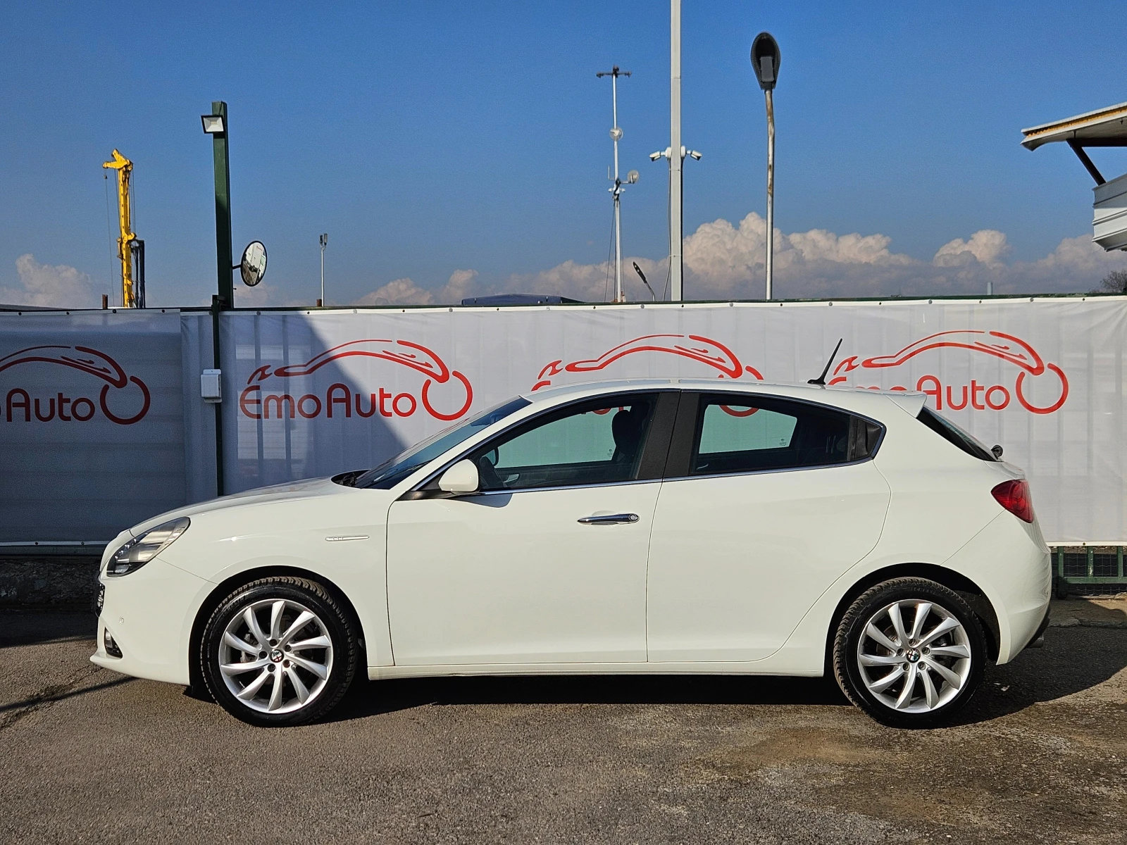 Alfa Romeo Giulietta 1.6JTDm-2/120к.с/6ск/LED/NAVI/БЛУТУТ/EURO 6B/ТОП - изображение 6