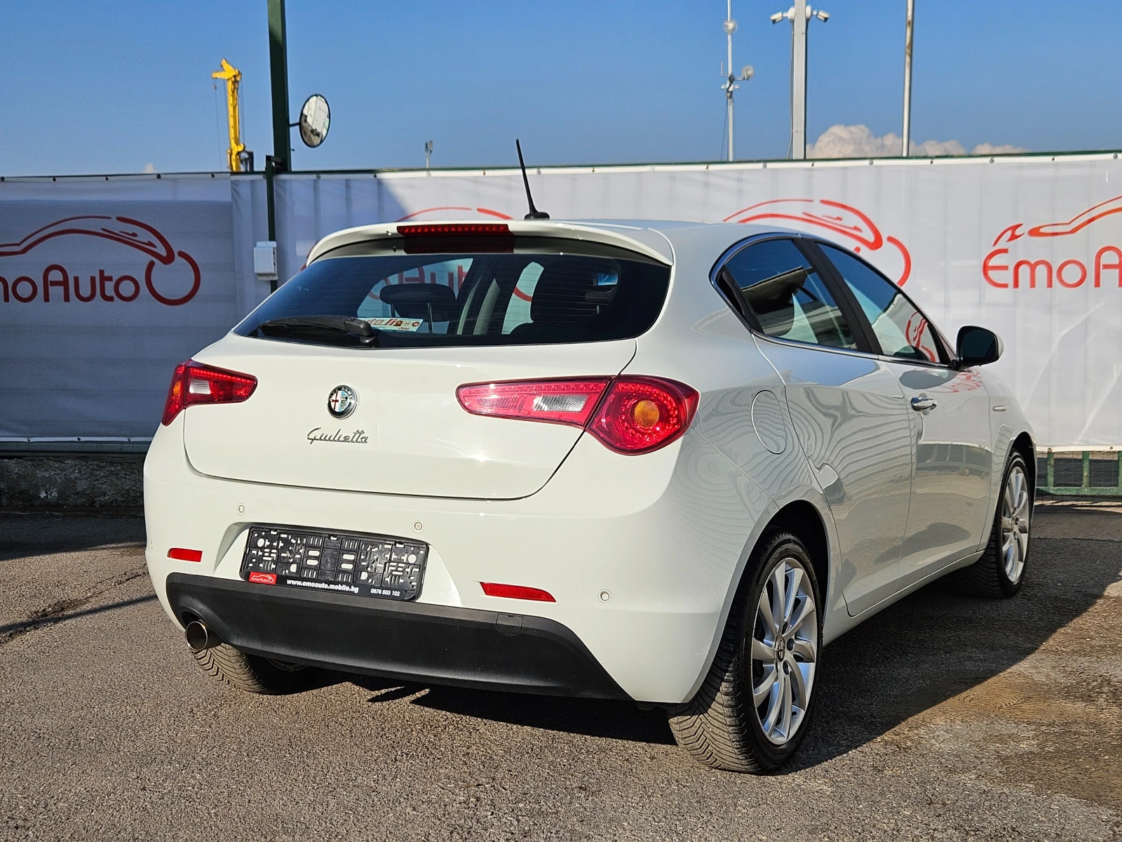 Alfa Romeo Giulietta 1.6JTDm-2/120к.с/6ск/LED/NAVI/БЛУТУТ/EURO 6B/ТОП - изображение 3