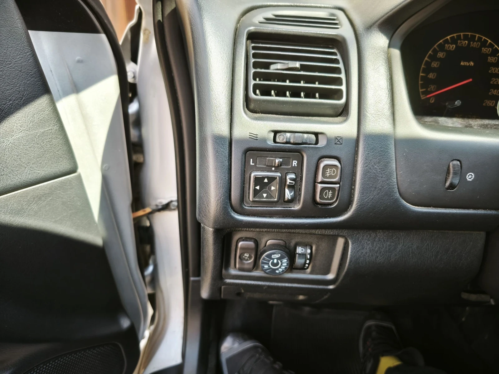 Mitsubishi Galant 2.5 v6 - изображение 10