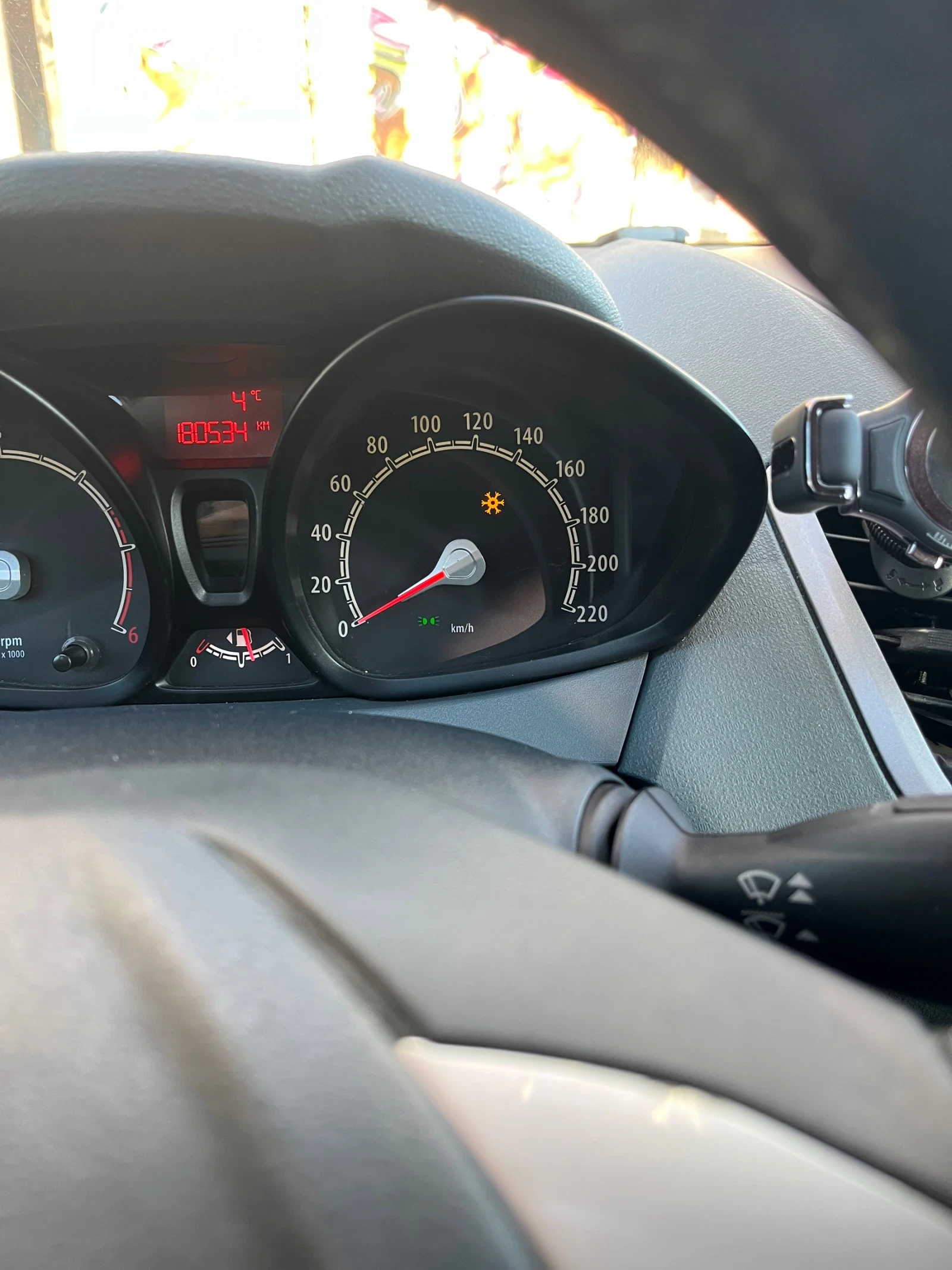 Ford Fiesta 1.4 TDCI  - изображение 9