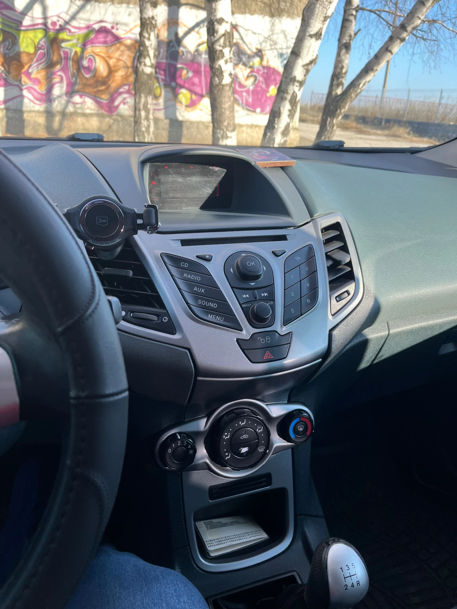 Ford Fiesta 1.4 TDCI  - изображение 10
