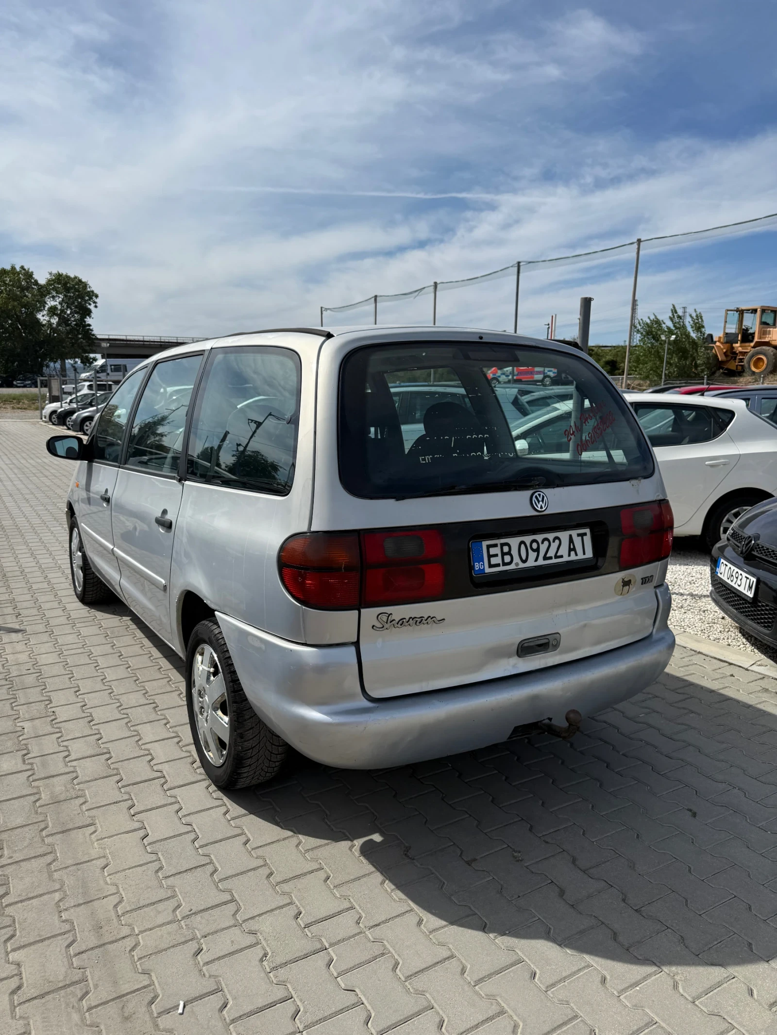VW Sharan 1.9* Регистриран* Климатик* 7 места*  - изображение 9