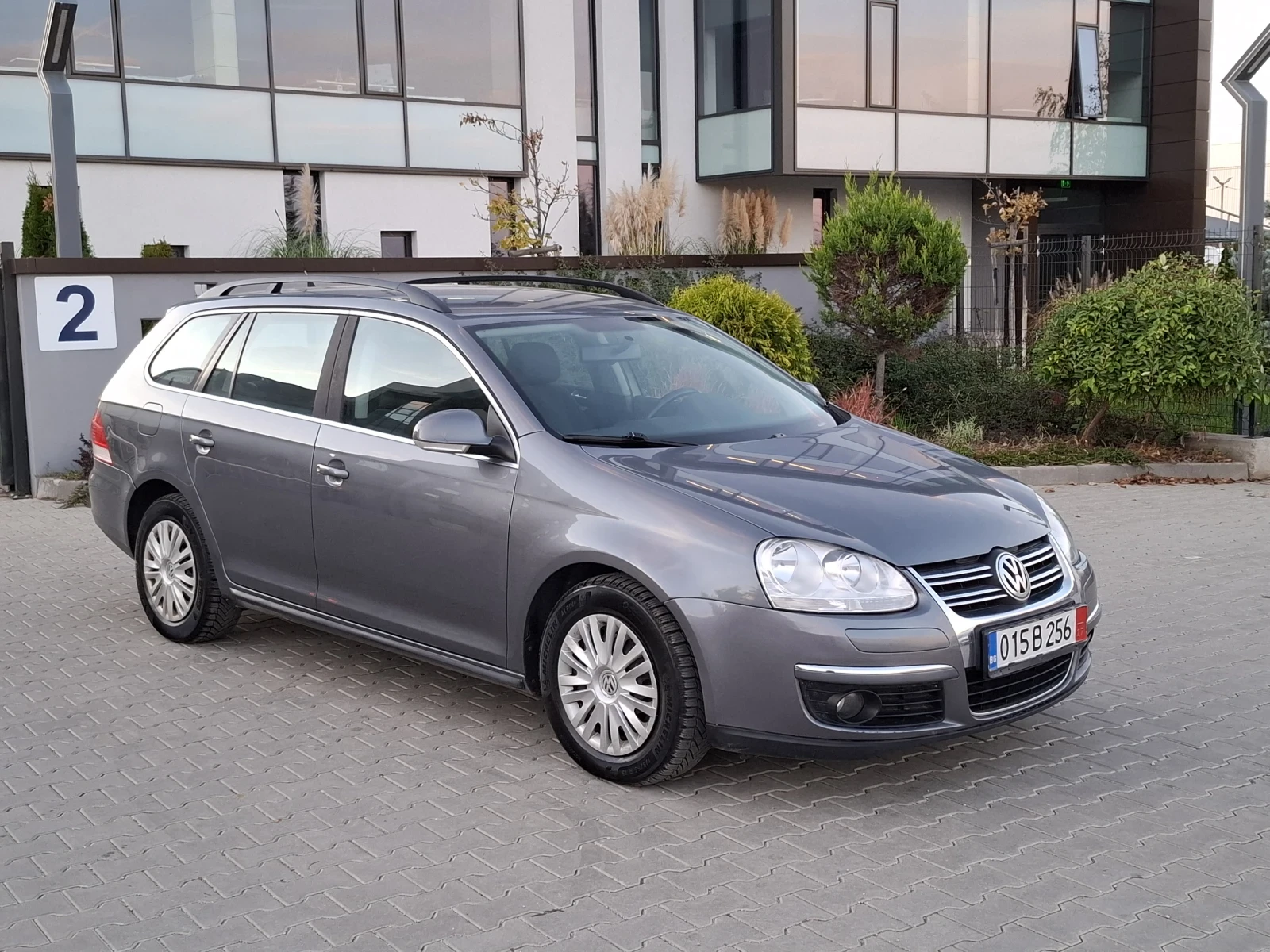 VW Golf Variant 1.9TDI* (105)* * * H *  | Mobile.bg   11