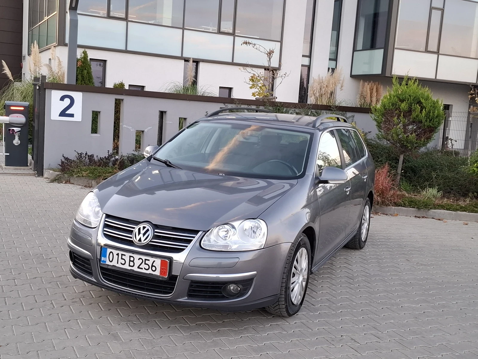 VW Golf Variant 1.9TDI* (105кс)* * КЛИМАТРОНИК* HОВ ВНОС*  - изображение 2