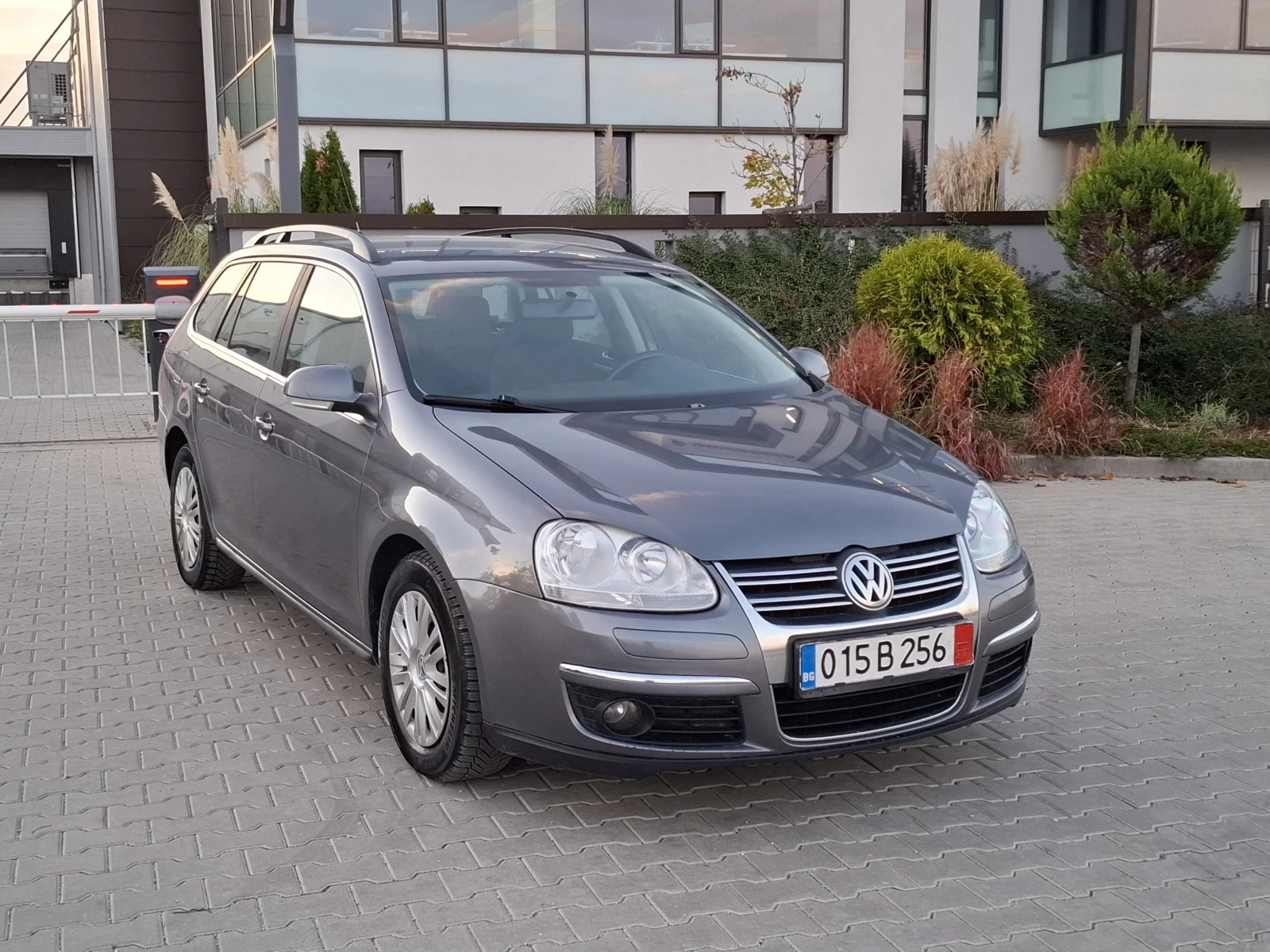 VW Golf Variant 1.9TDI* (105кс)* * КЛИМАТРОНИК* HОВ ВНОС*  - изображение 9