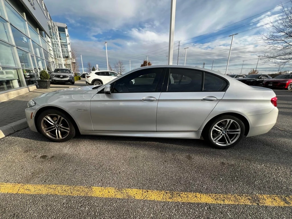 BMW 528 * 528i xDrive * CARFAX * БЕЗ ПЪРВОНАЧАЛНА ВНОСКА - изображение 2