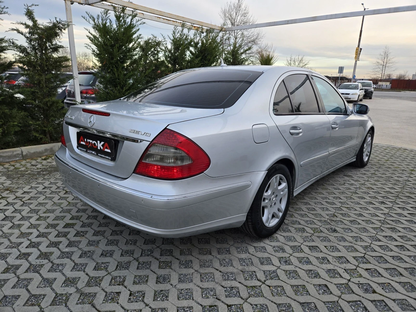 Mercedes-Benz E 220 EVO= 2.2CDI-170кс= АВТОМАТ= КСЕНОН= КОЖА= НАВИ - изображение 3
