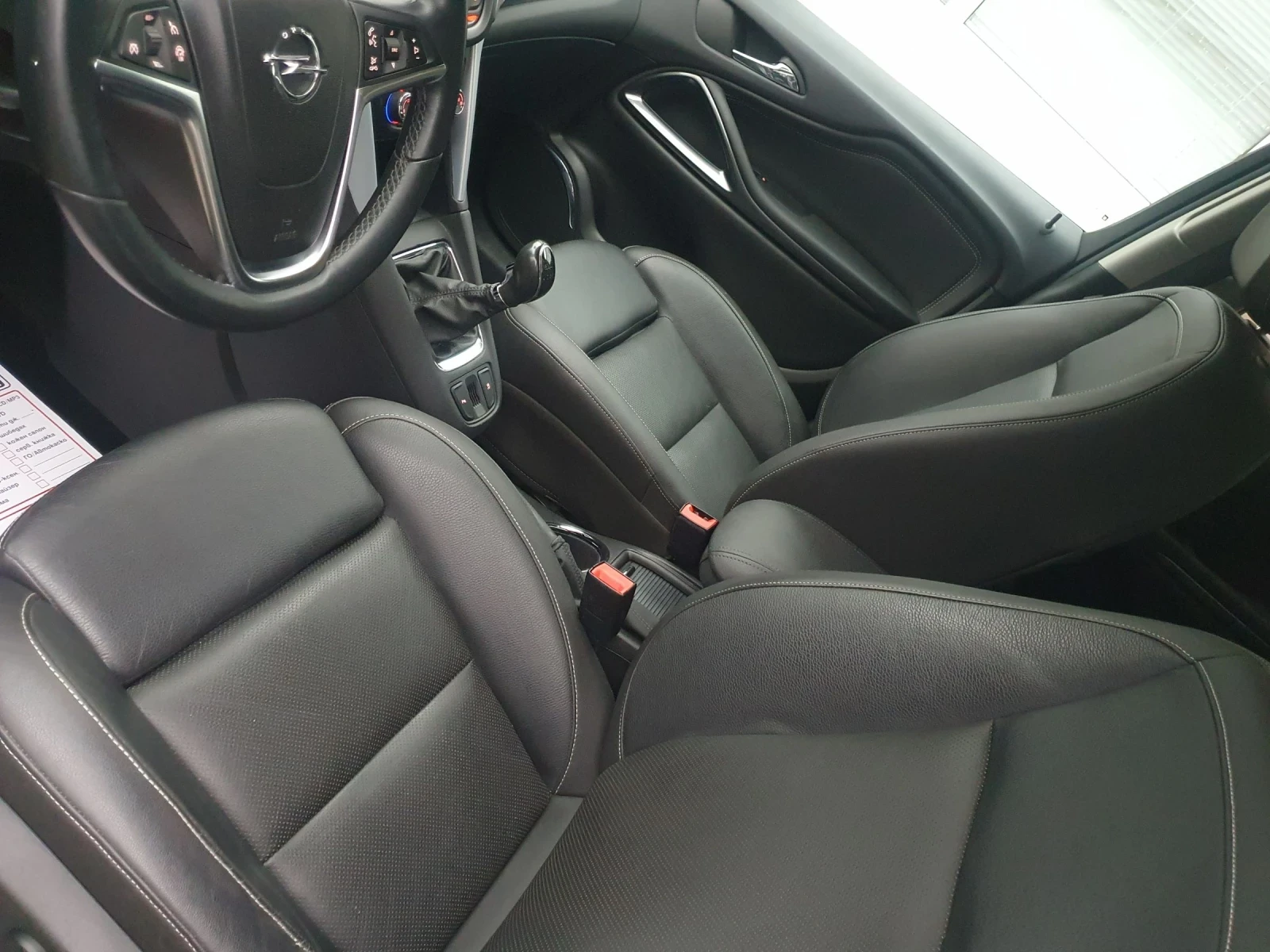 Opel Zafira 2.0 FUL NAVI KOJA PODGREV PANORAMA 6  skr., снимка 8 - Автомобили и джипове - 53298429