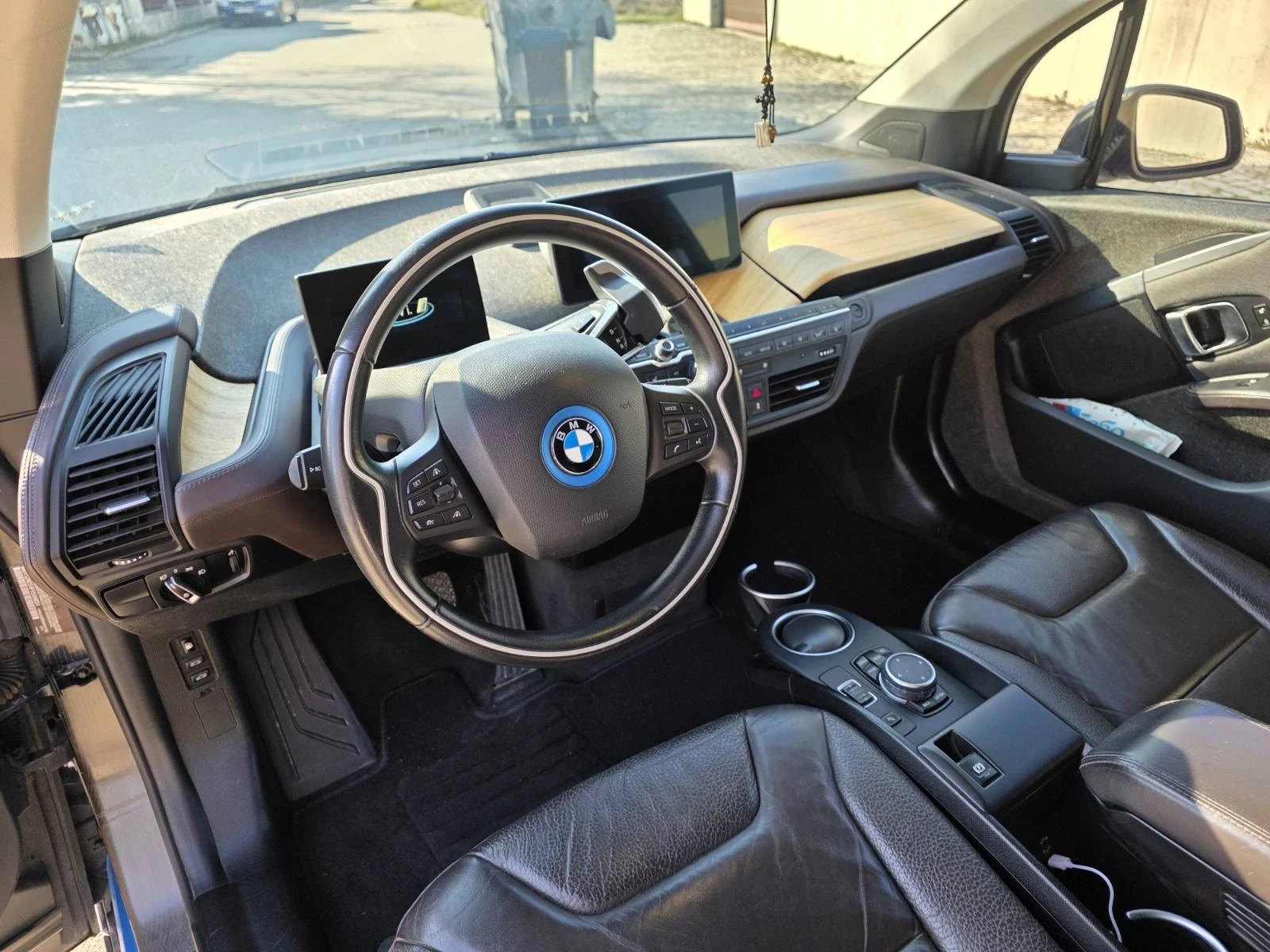 BMW i3 REX / 22kw, снимка 8 - Автомобили и джипове - 53746738