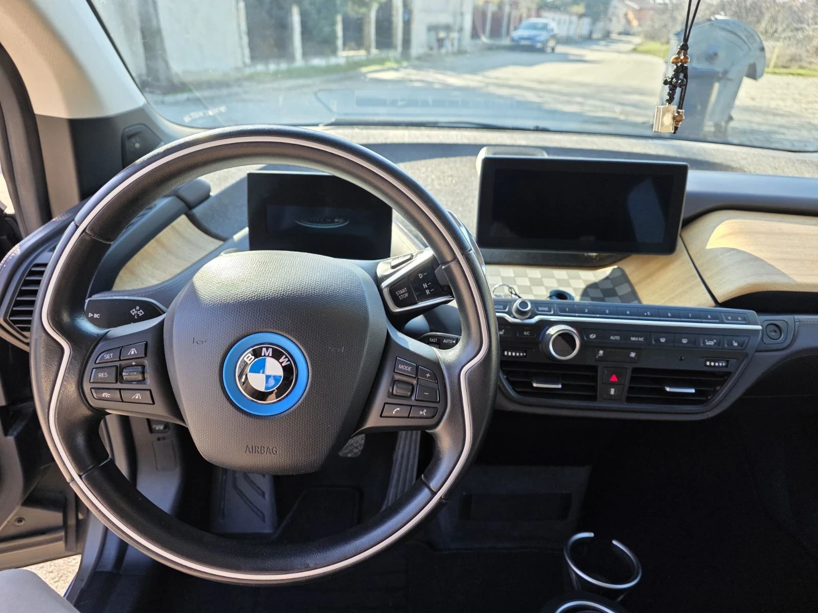 BMW i3 REX / 22kw, снимка 13 - Автомобили и джипове - 53746738