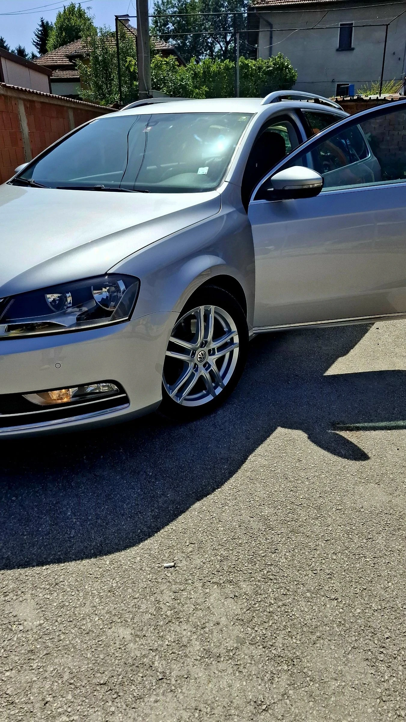 VW Passat B7 2.0tdi, снимка 5 - Автомобили и джипове - 53904475