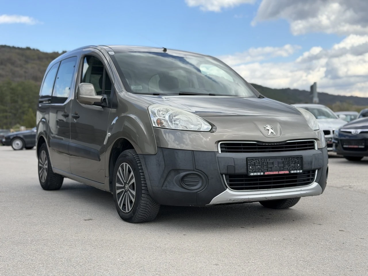 Peugeot Partner 1.6 HDi , снимка 3 - Автомобили и джипове - 54140452