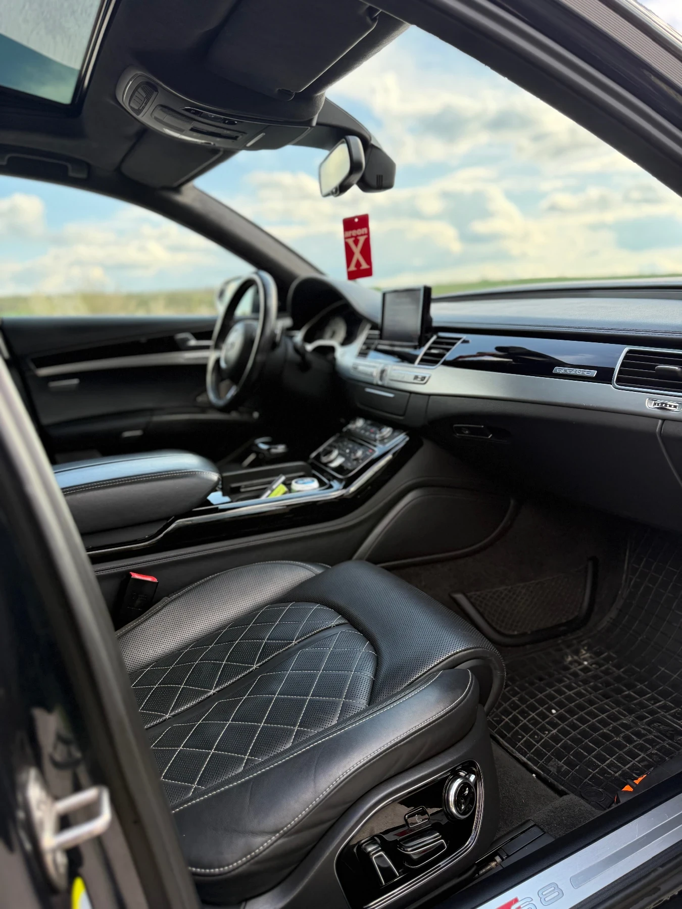 Audi S8, снимка 6 - Автомобили и джипове - 54284889
