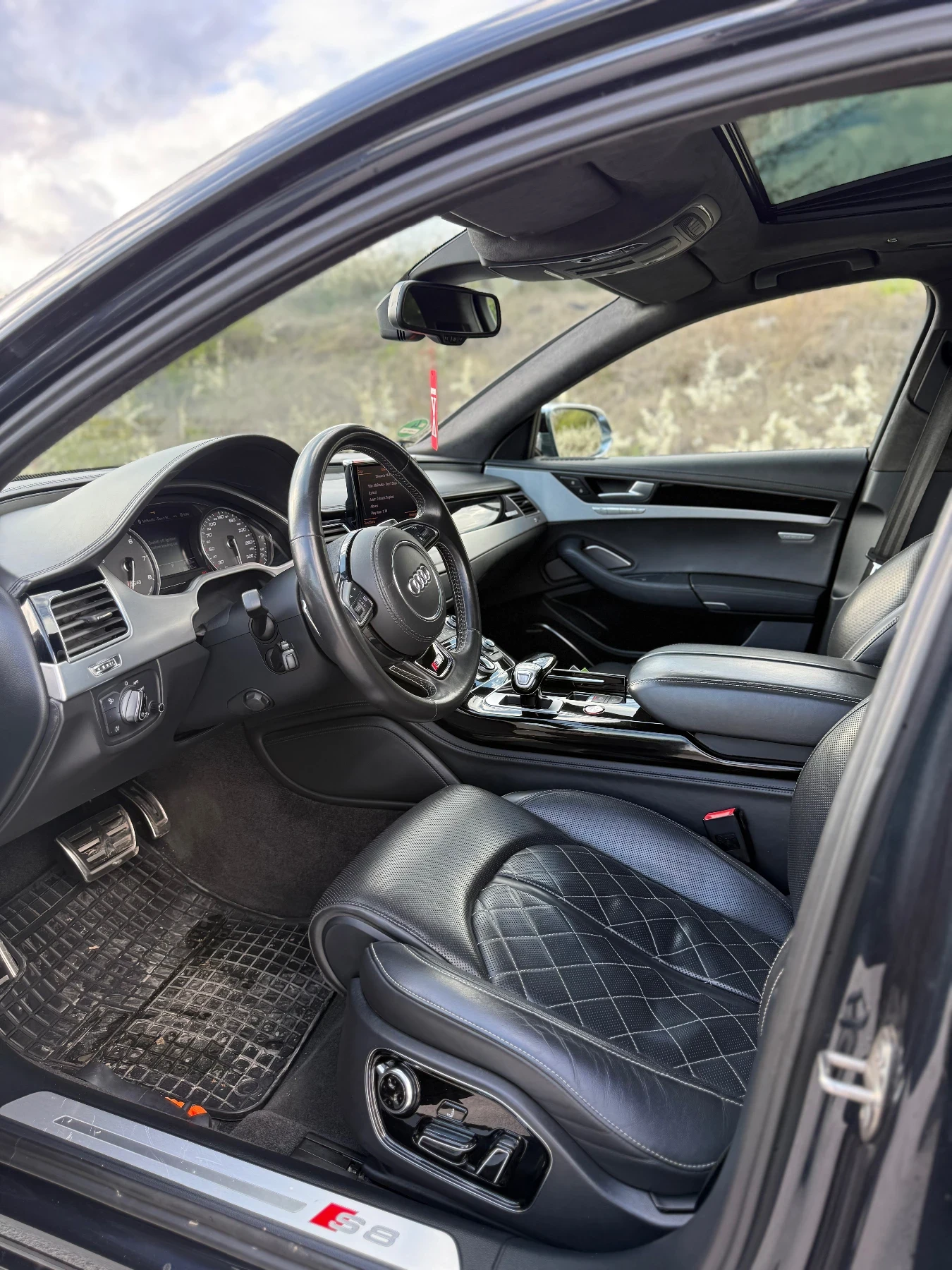 Audi S8, снимка 4 - Автомобили и джипове - 54284889