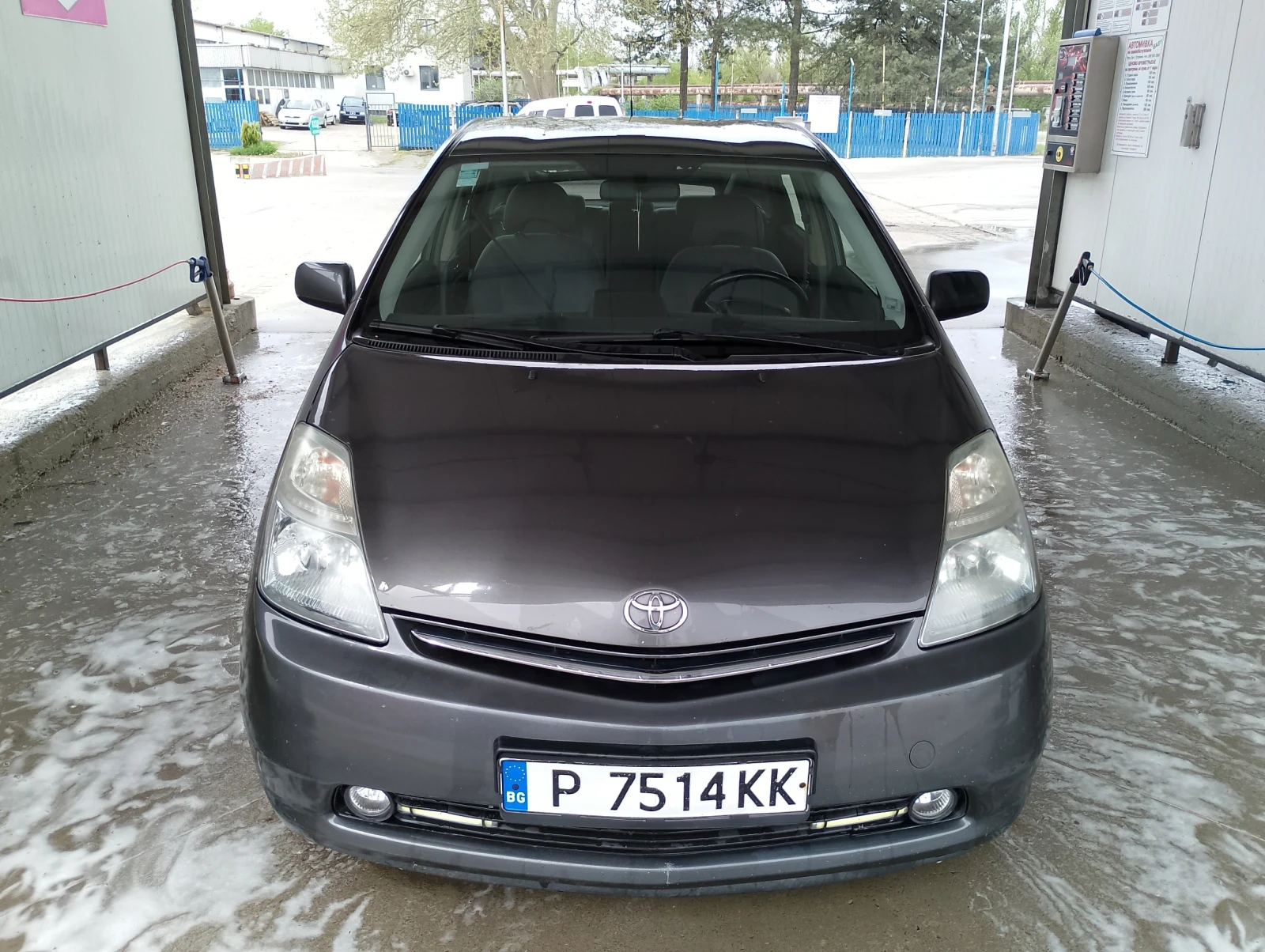 Toyota Prius Hybrid, снимка 8 - Автомобили и джипове - 54382465