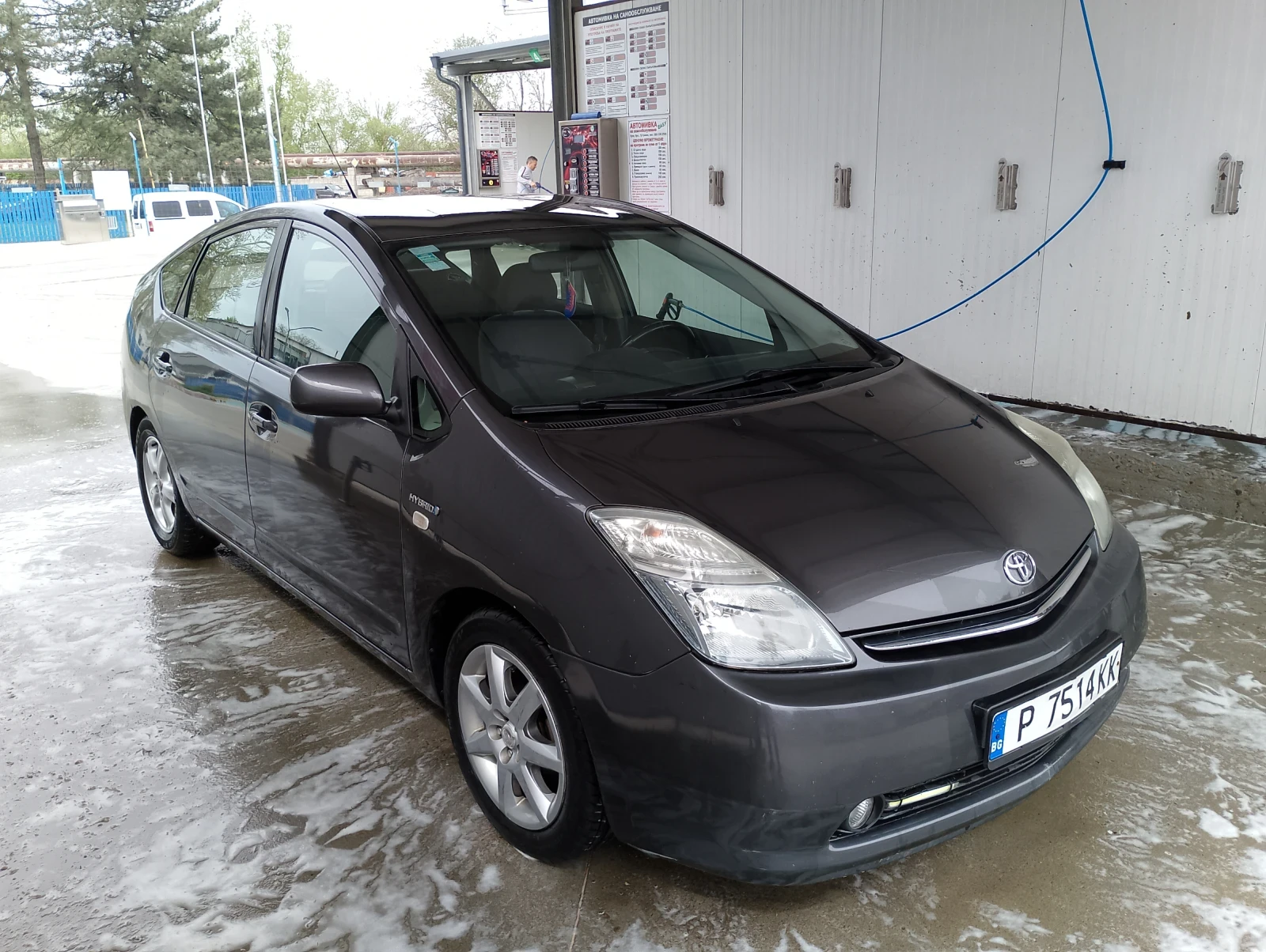Toyota Prius Hybrid, снимка 9 - Автомобили и джипове - 54382465