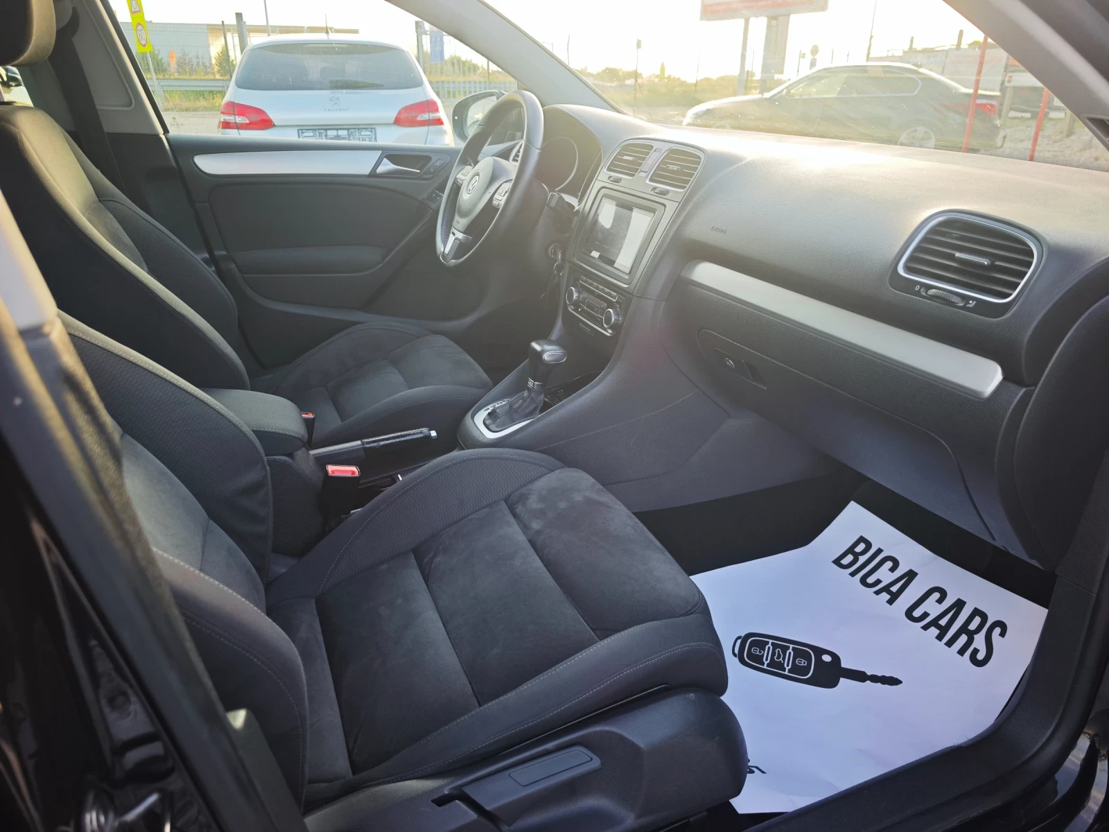 VW Golf 2.0TDI автоматик, снимка 14 - Автомобили и джипове - 54511773