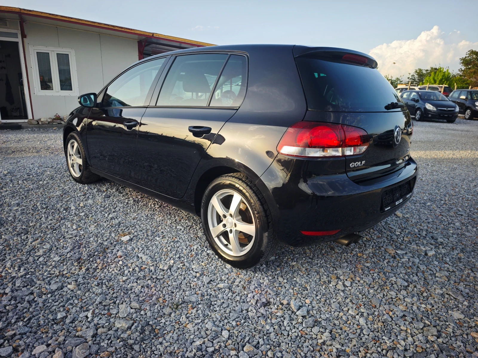 VW Golf 2.0TDI автоматик, снимка 6 - Автомобили и джипове - 54511773