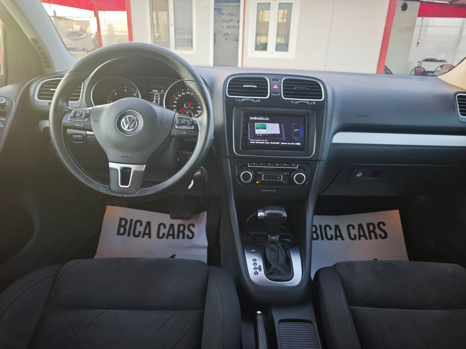 VW Golf 2.0TDI автоматик, снимка 11 - Автомобили и джипове - 54511773