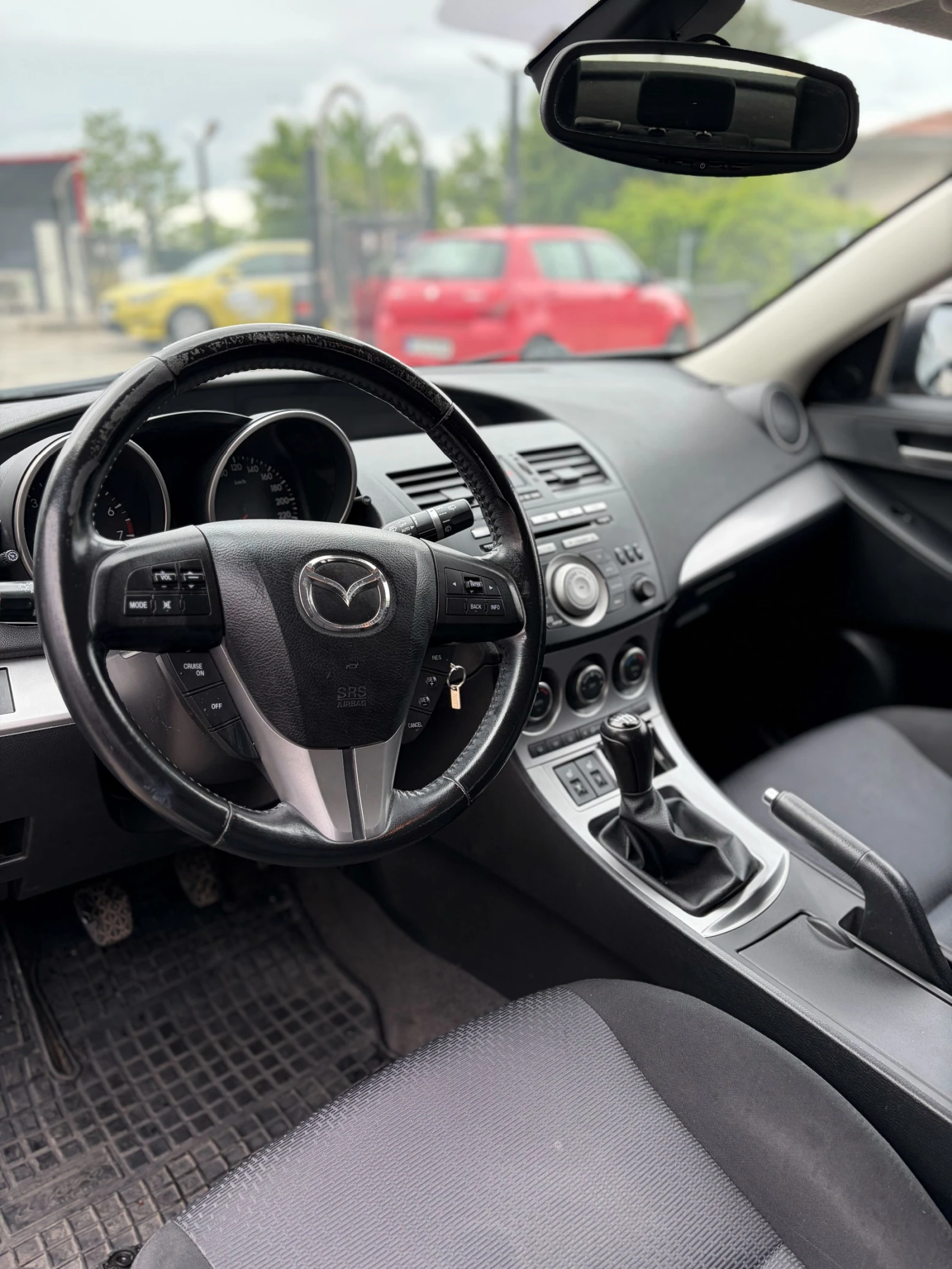 Mazda 3, снимка 7 - Автомобили и джипове - 54584972