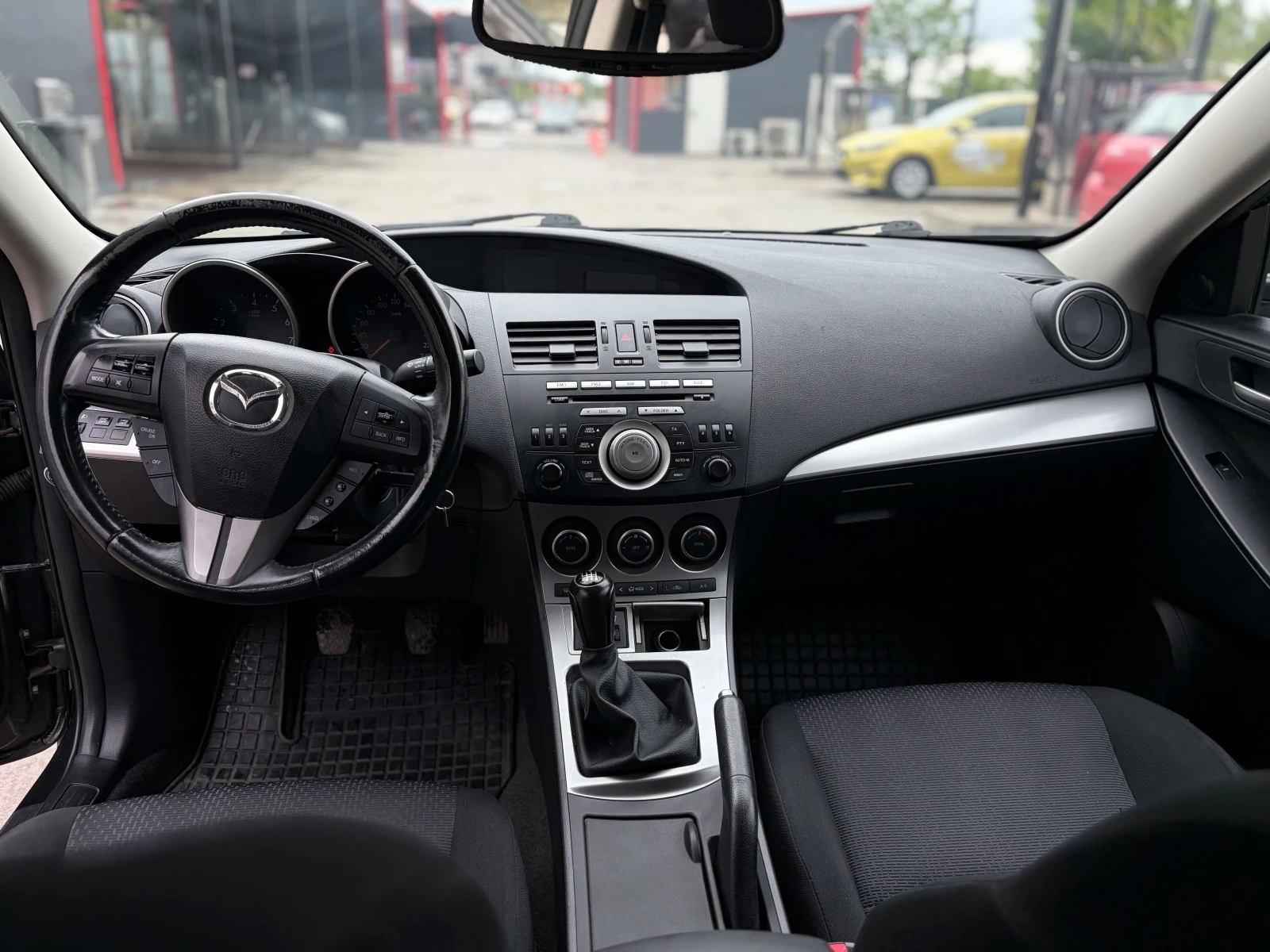Mazda 3, снимка 6 - Автомобили и джипове - 54584972