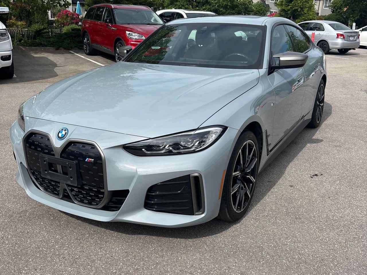 BMW i4 M50  CARFAX, снимка 3 - Автомобили и джипове - 54595863