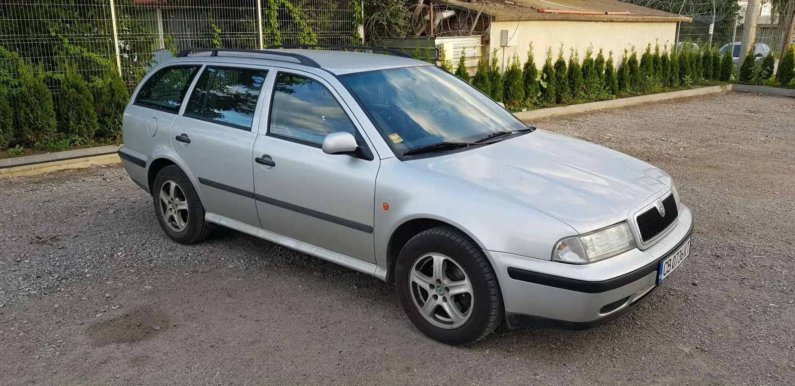 Skoda Octavia 2.0 бензин, снимка 15 - Автомобили и джипове - 54640442