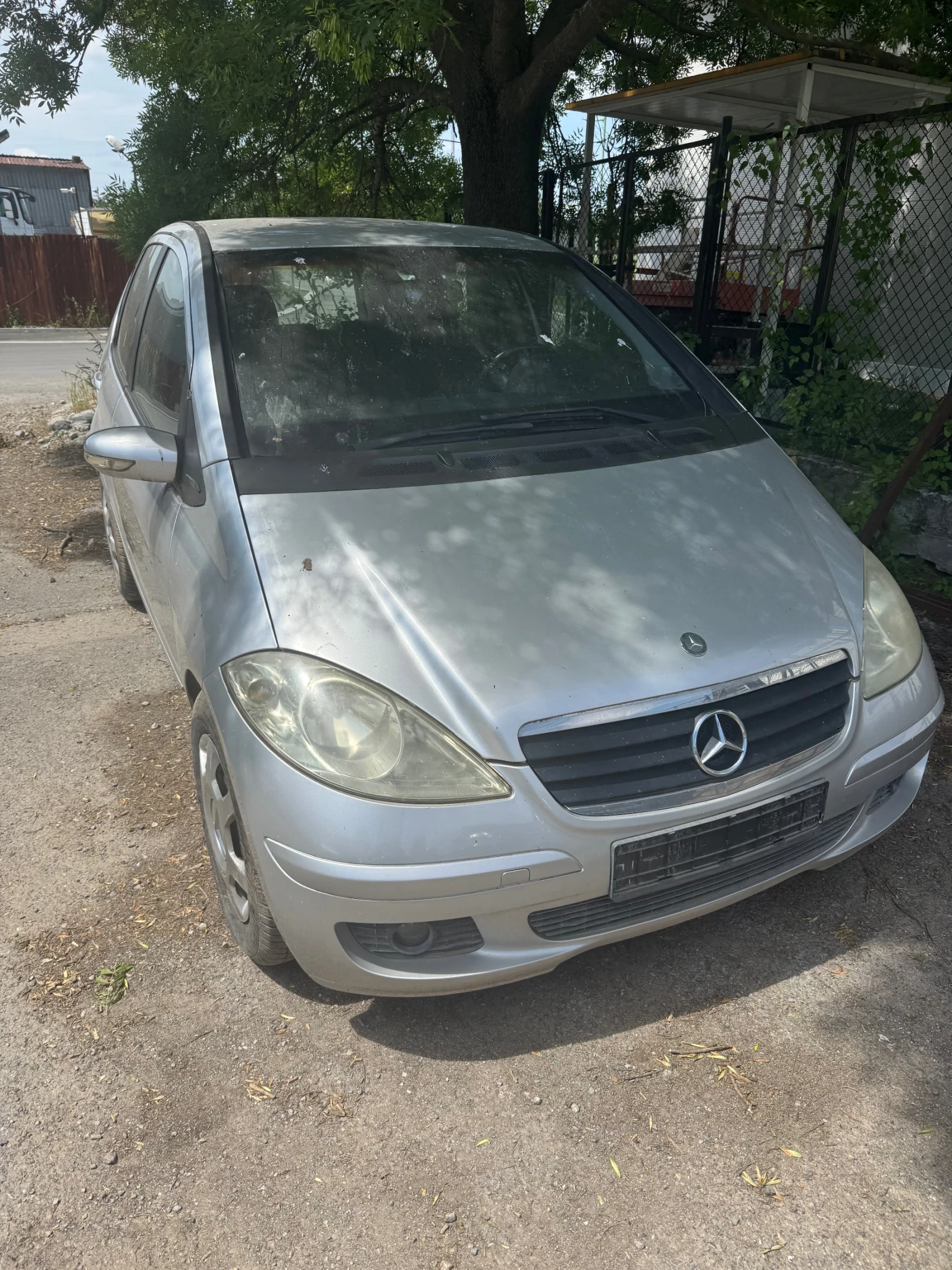 Mercedes-Benz A 180