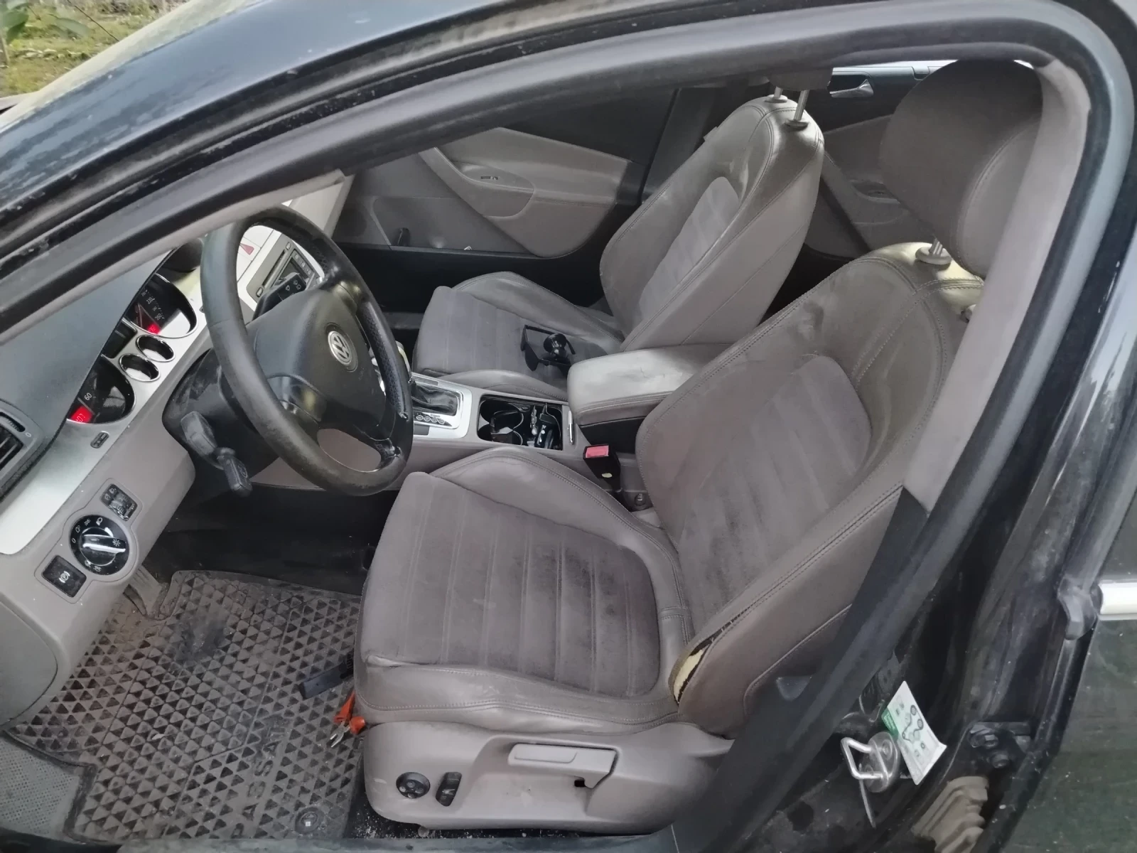 VW Passat, снимка 4 - Автомобили и джипове - 54933625