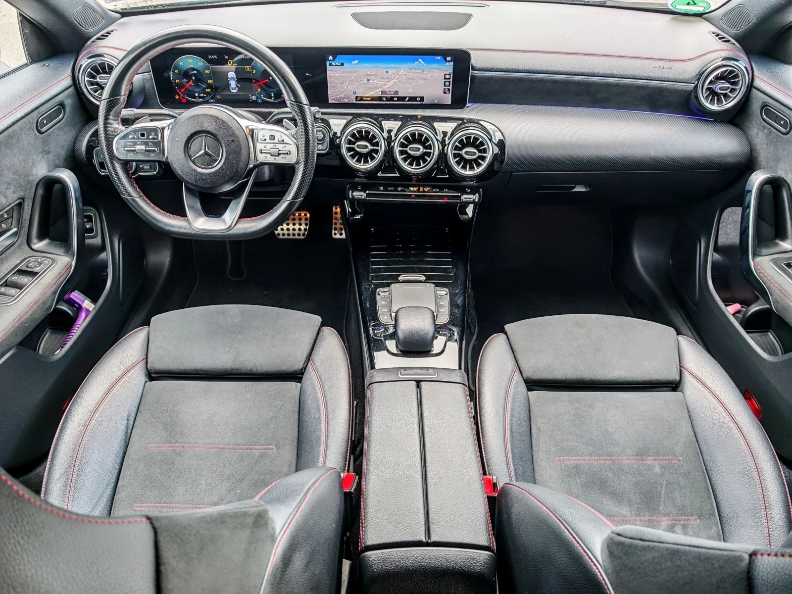 Mercedes-Benz CLA 250 * CLA 250 AMG * 4-MATIC * 69000km * УНИКАТ * , снимка 14 - Автомобили и джипове - 55033116