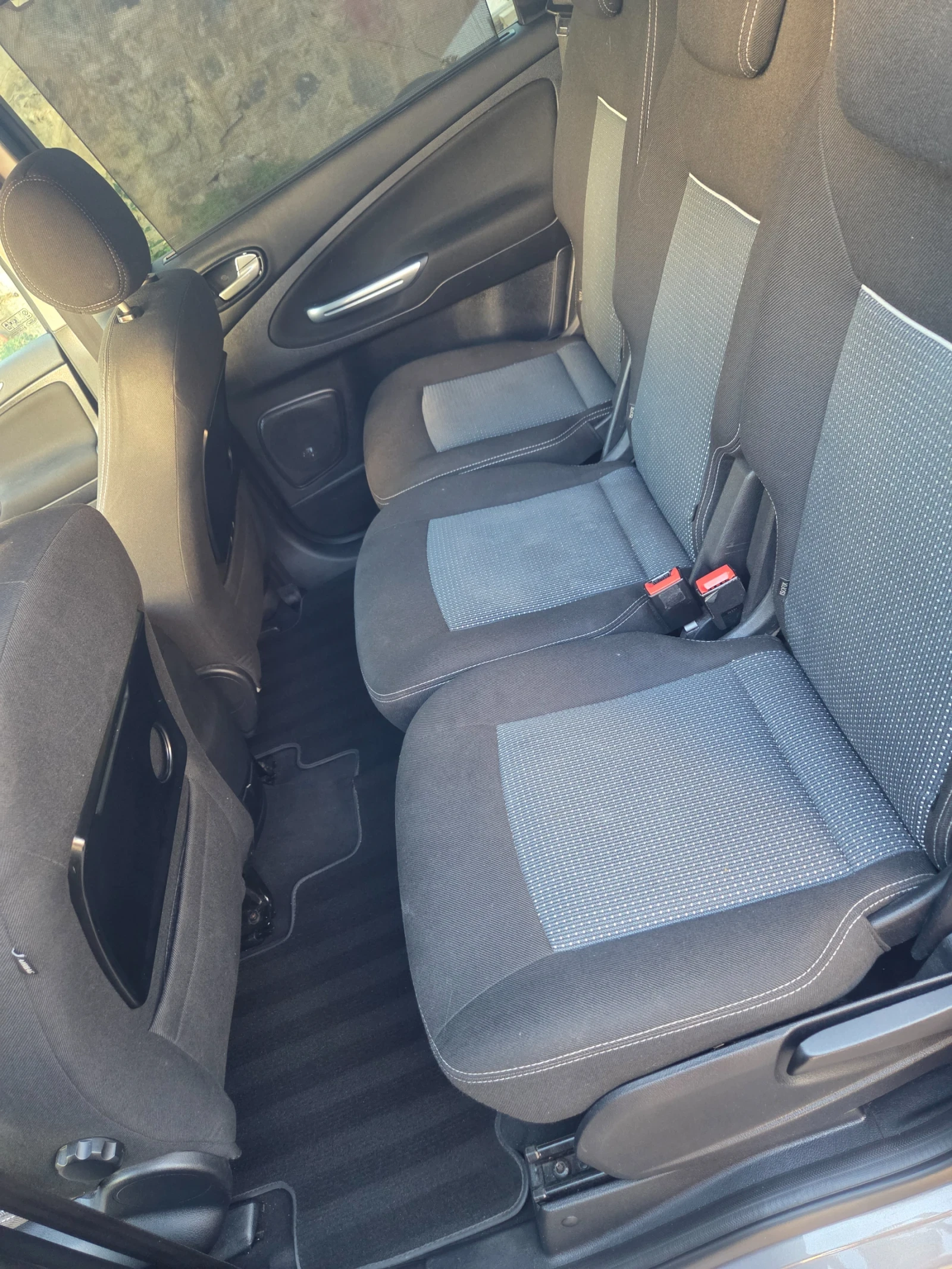 Ford S-Max 2.0 TDCI   Lunar Sky / Dark Micastone, снимка 13 - Автомобили и джипове - 55494558