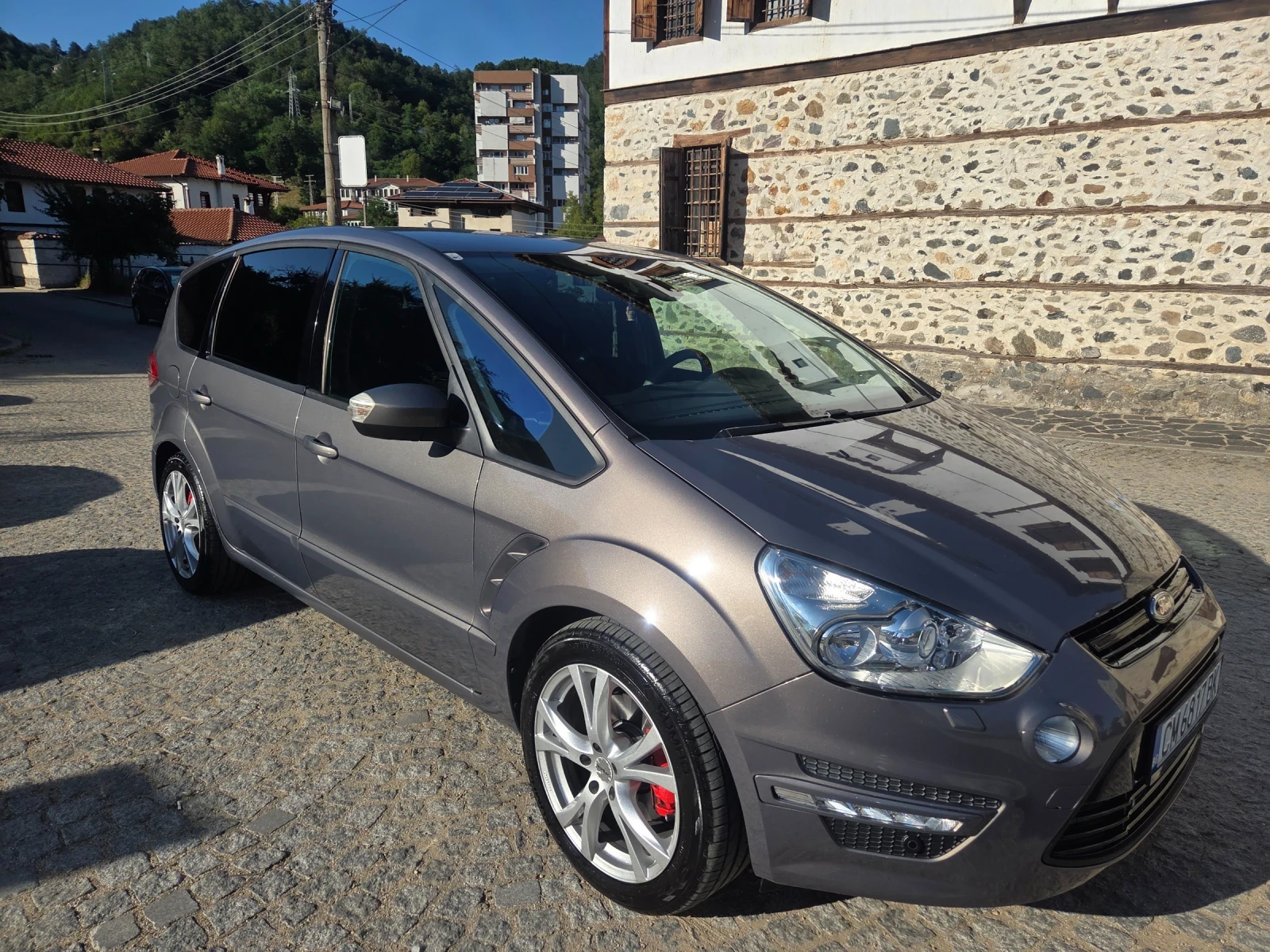 Ford S-Max 2.0 TDCI   Lunar Sky / Dark Micastone