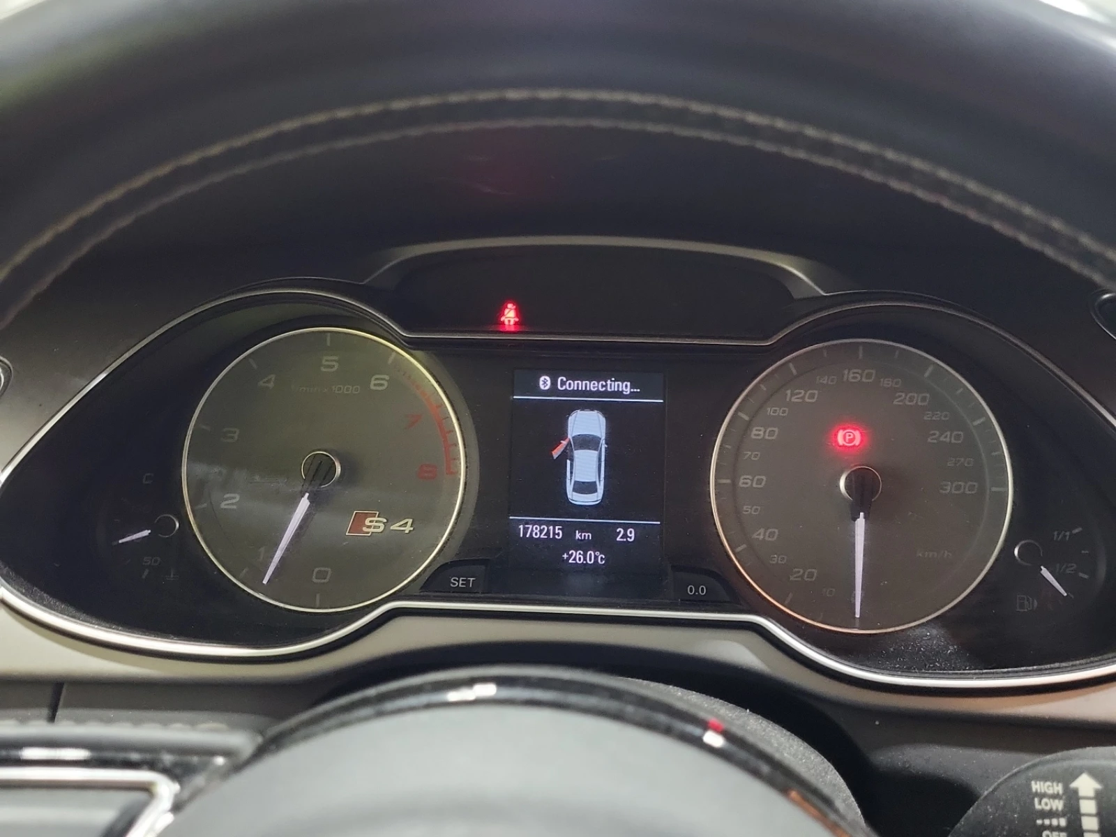 Audi S4 TECHNIK* NAVI* ПОДГРЕВ* 2 КЛЮЧА, снимка 8 - Автомобили и джипове - 55929153